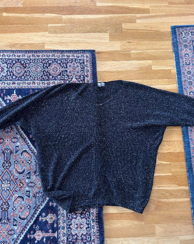 Dökk blá cozypeysa