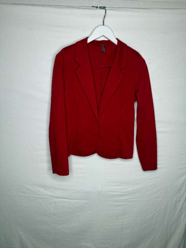 Frequent jakki rauður