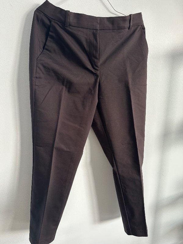 Buxur HM brúnar