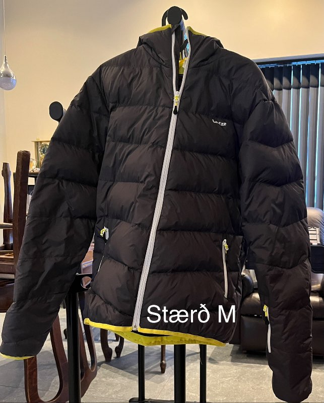 Úlpa, svört og gul