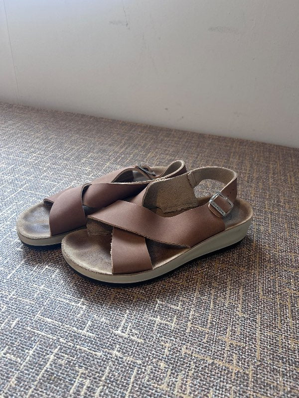 Sandalar