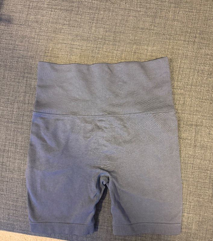 Shorts with butt scrunch
