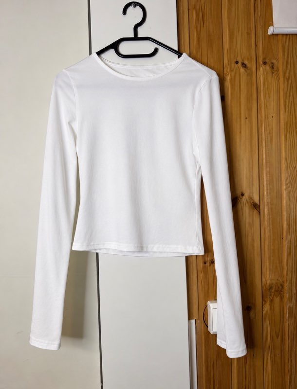 White long sleeve shirt