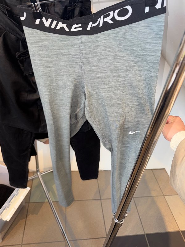 Nike pro íþróttabuxur