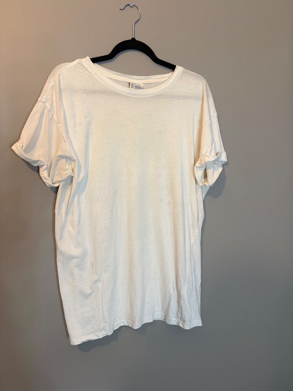 Hvítur oversized stuttermabolur
