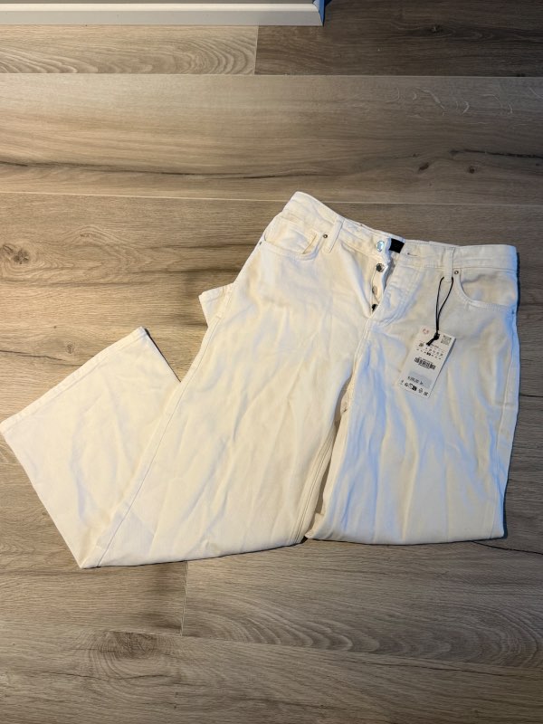 Zara hvítar gallabuxur