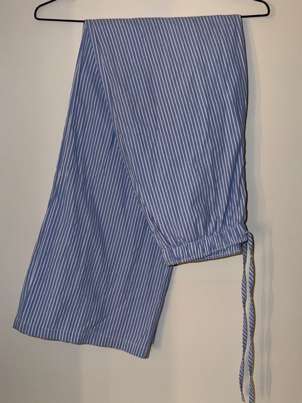 Röndóttar Stradivarius buxur