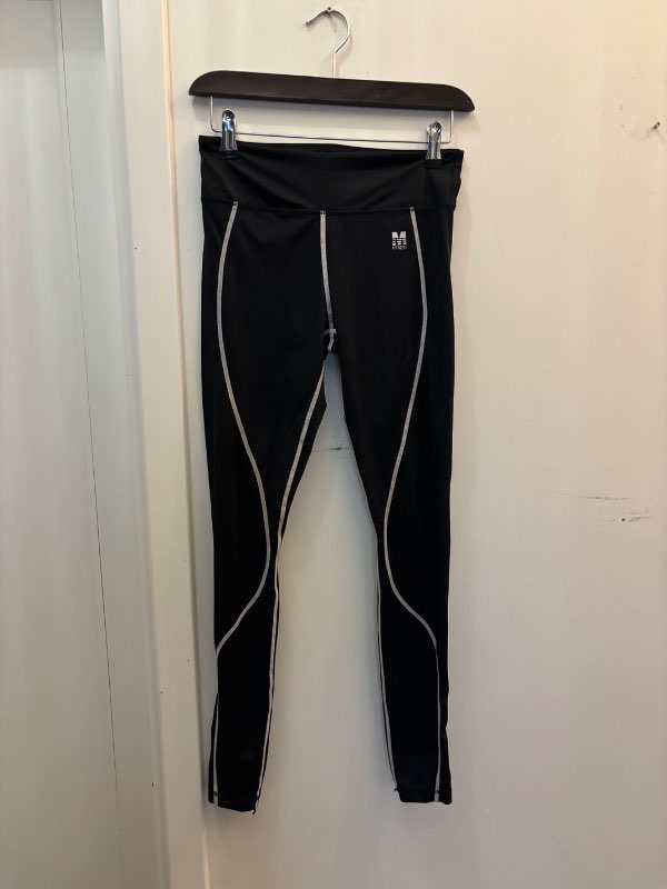 M Fitness leggings
