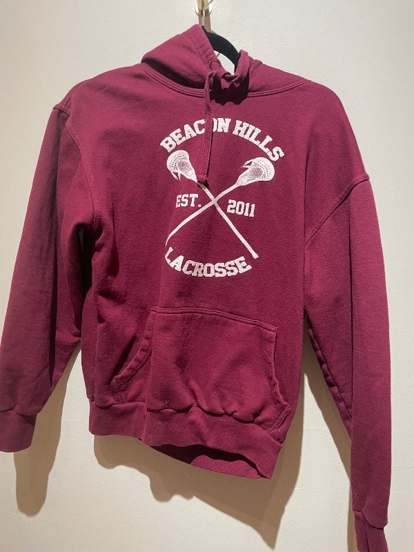 Teen wolf sweater burgundy