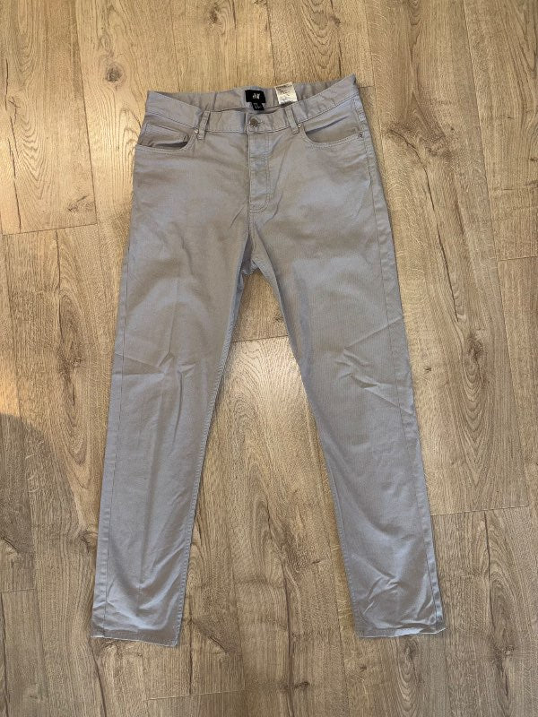 Kk buxur gráar H&M