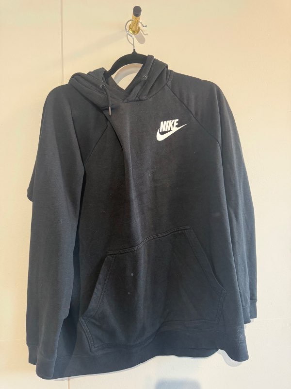 Hettupeysa Nike