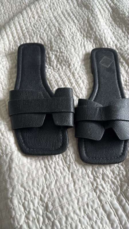 sandalar