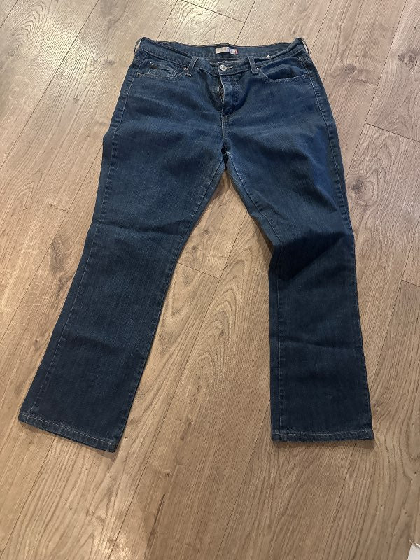 bootcut levis