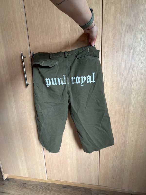 Vintage Punk Royal