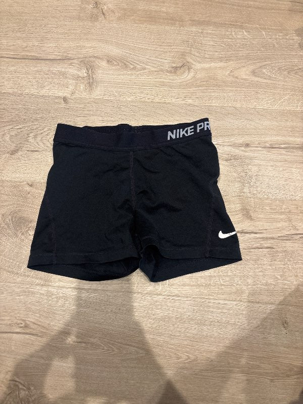 Nike pro stuttbuxur
