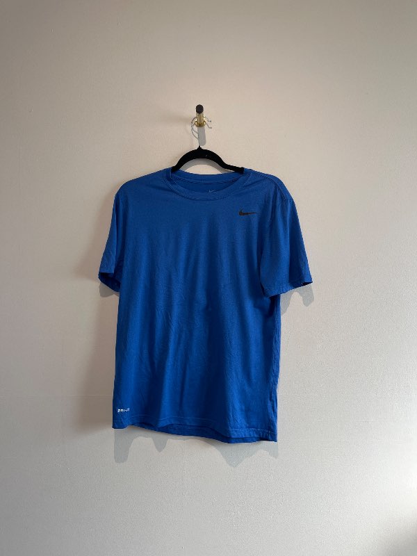 Nike stuttermabolur