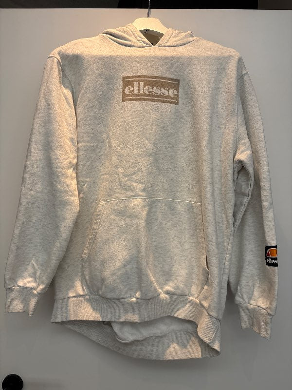 Ellesse hettupeysa - ljósgrá