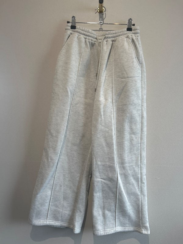 Gráar sweatpants