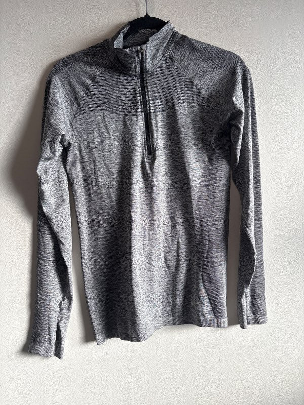 nike grá peysa