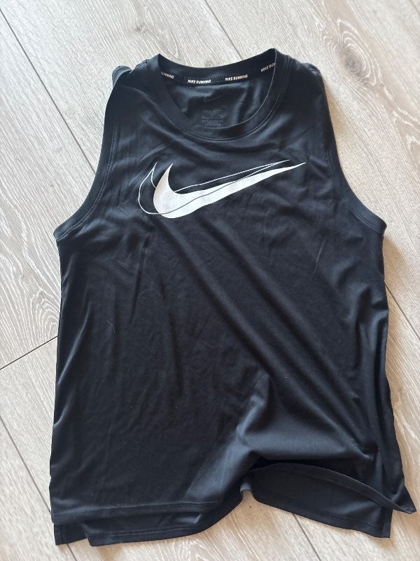 Svartur Nike Æfingabolur