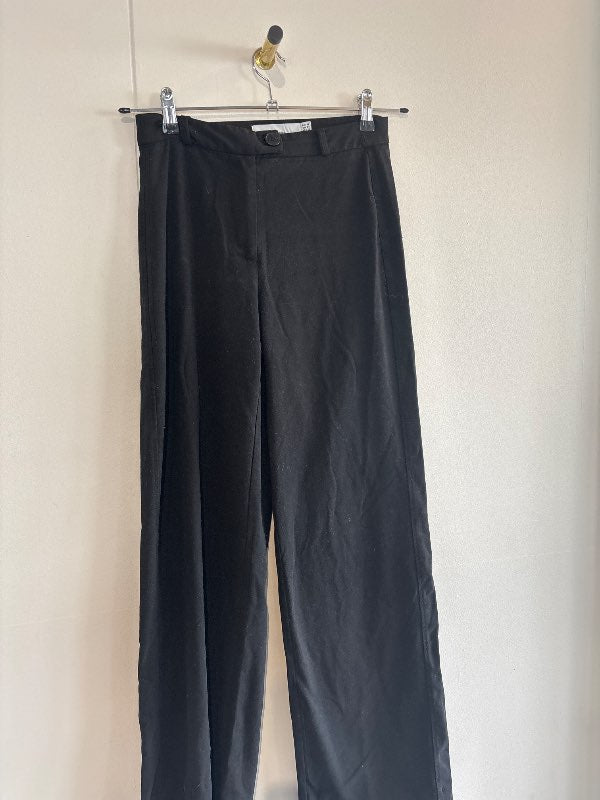 Bershka buxur
