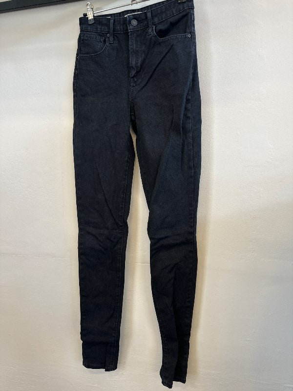 Levis high rise