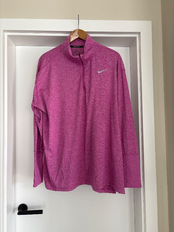 Nike dryfit bleik