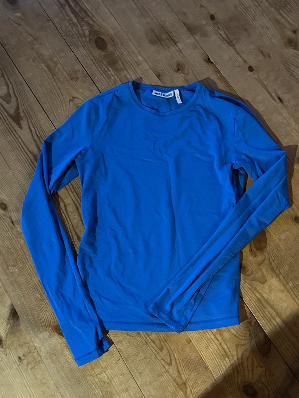 Blue long sleeve weekday