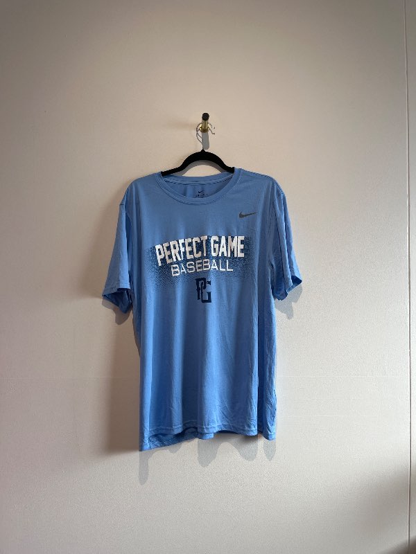 Nike stuttermabolur