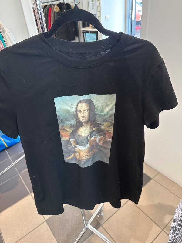 MonaLisa cat shirt