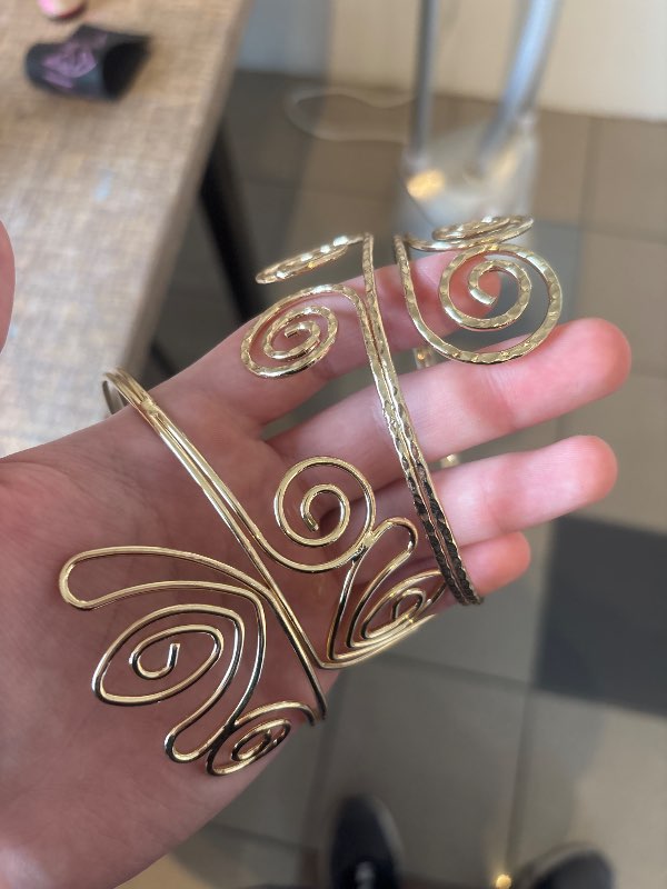 hand cuff