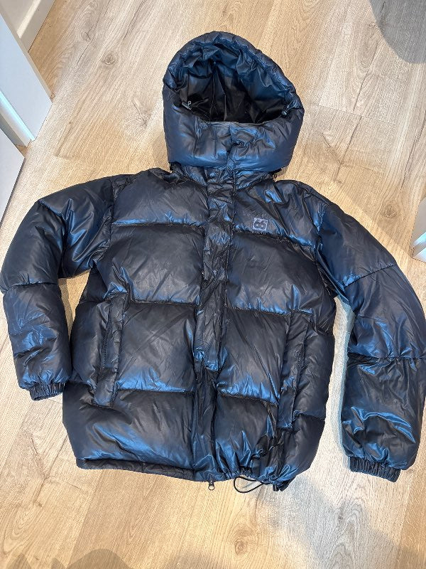 Svört 66 úlpa (Dyngja)