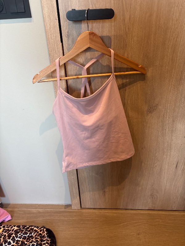 bleikur h&m æfingarbolur