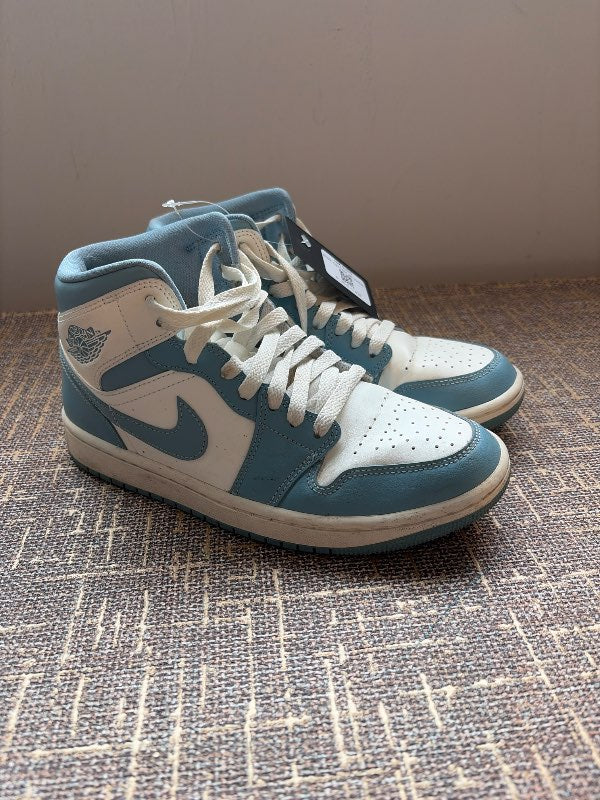 Bláir og hvítir air jordan