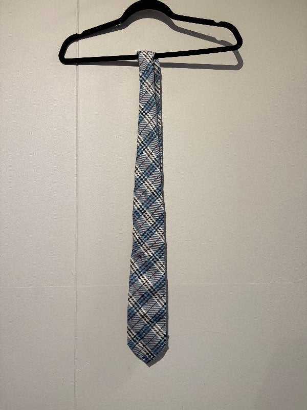 Burberry tie*