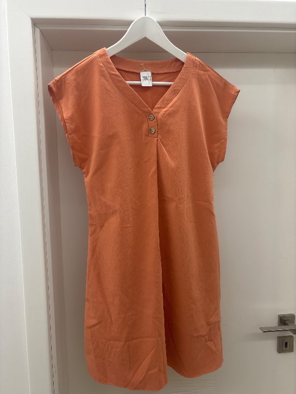 Appelsínugulur kjóll