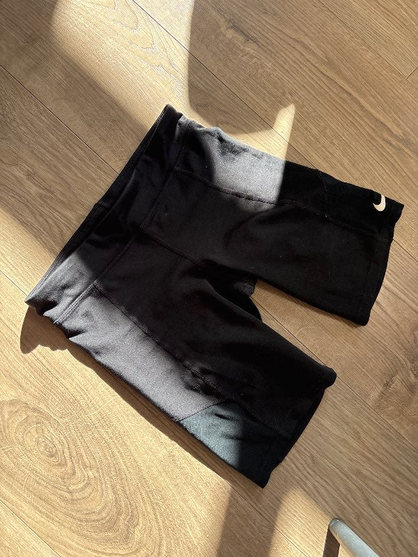 Nike stuttbuxur long