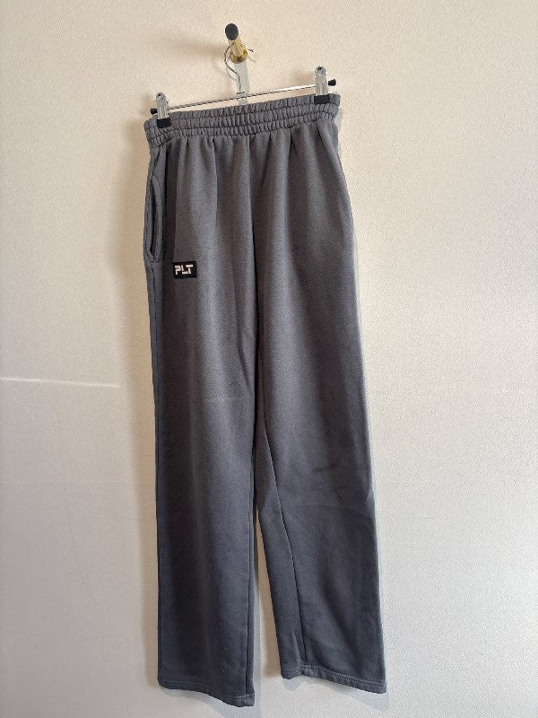 PLT buxur gráar