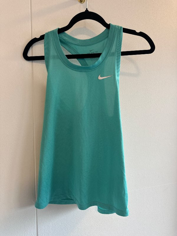Nike tee