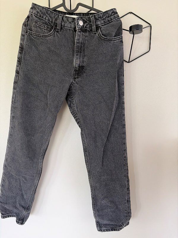 Gallabuxur svart MNG