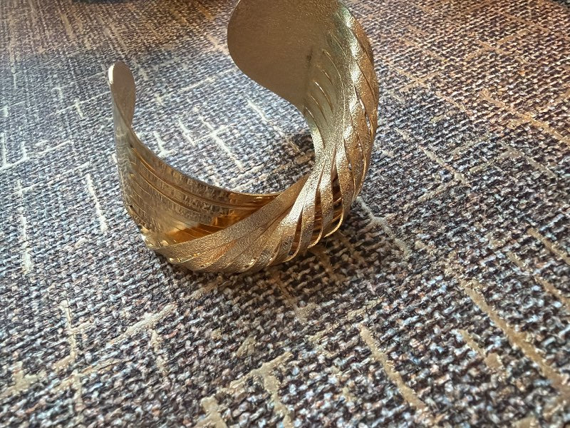bangle