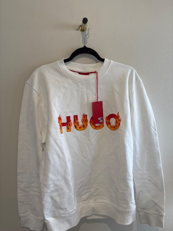 Hugo boss peysa