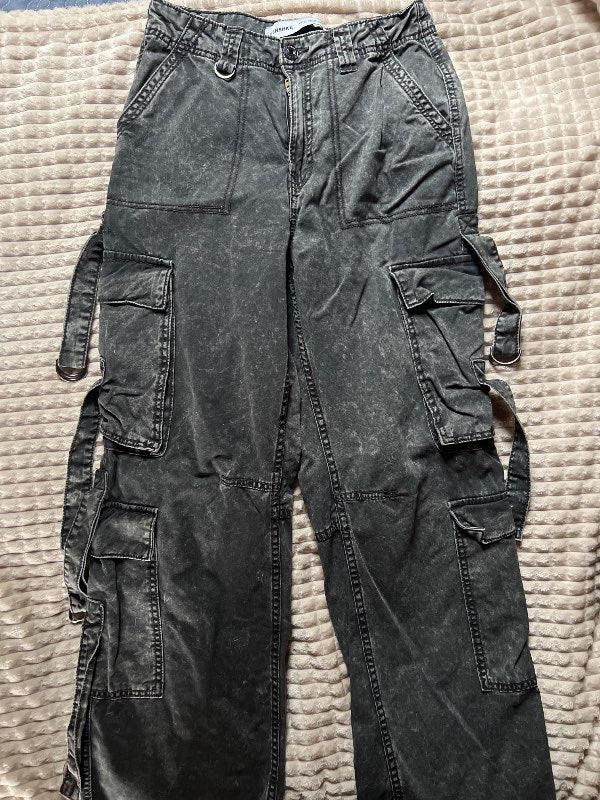 Bershka Cargo buxur, straps