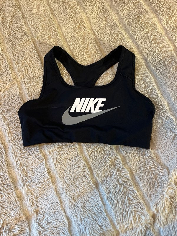 Nike toppur