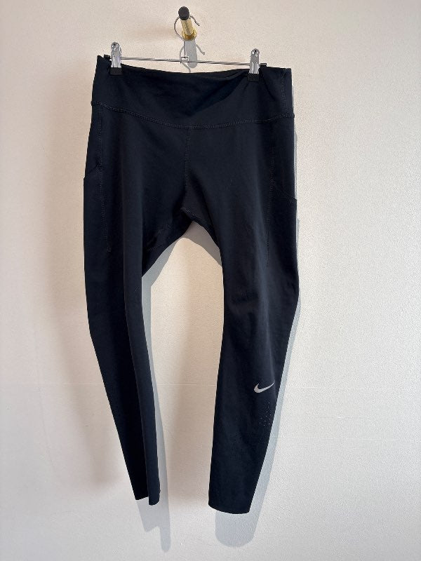 Hlaupabuxur nike