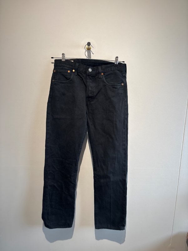 levis