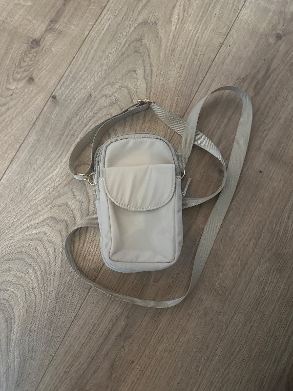 beige veski