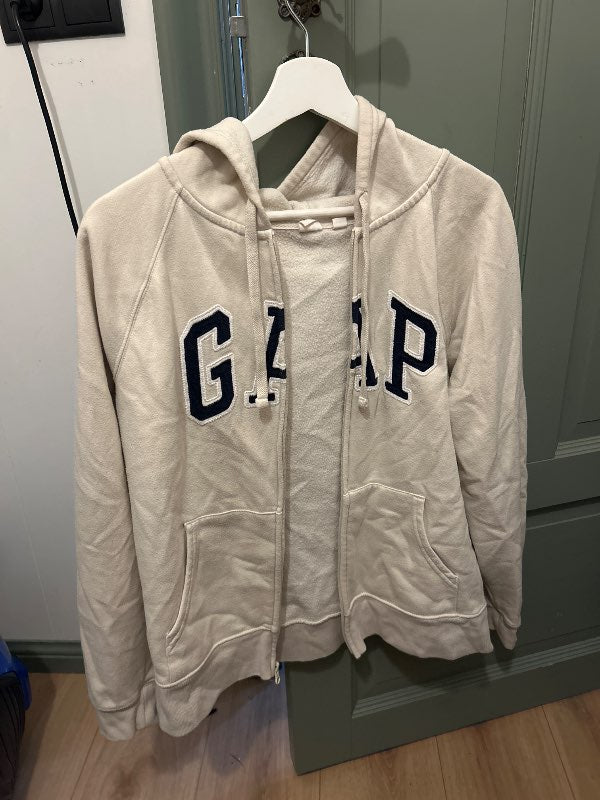 Gap rennilás peysa