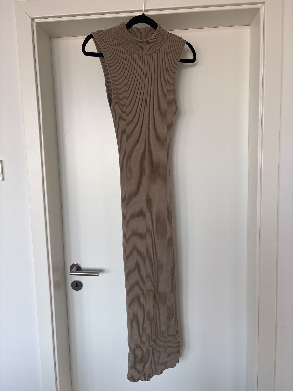 Zara brúnn kjóll