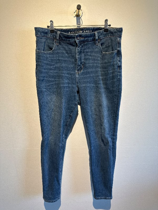 American eagle pants